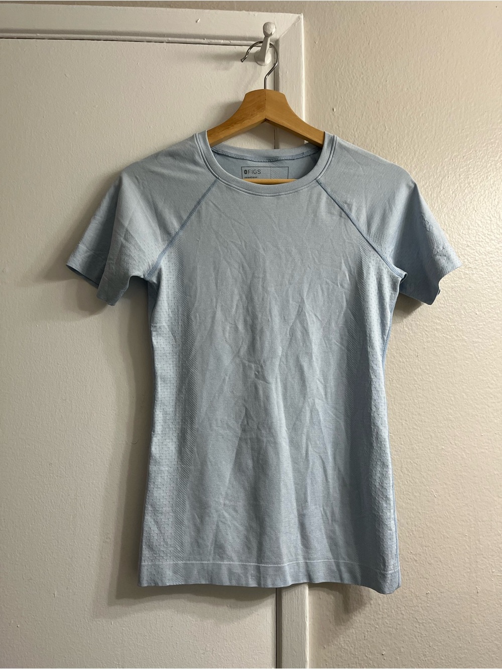 Figs Women's Light Blue Short Sleeve Crew Neck Tee